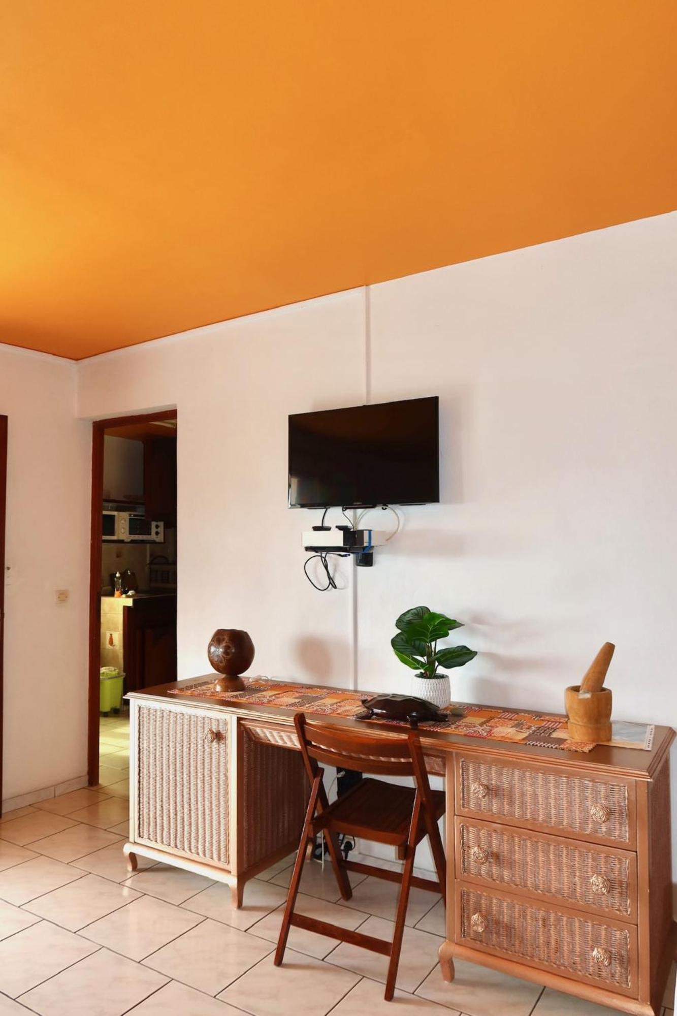 Logement Entier Au Soleil Couchant Десе Екстер'єр фото